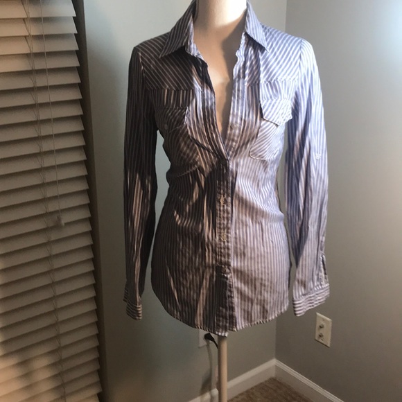 Top - Picture 2 of 2